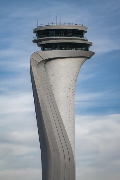 Torre di controllo del traffico aereo del nuovo aeroporto di Istanbul