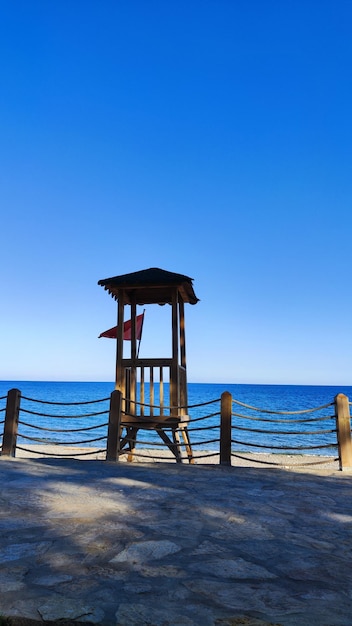 Torre di salvataggio in mare