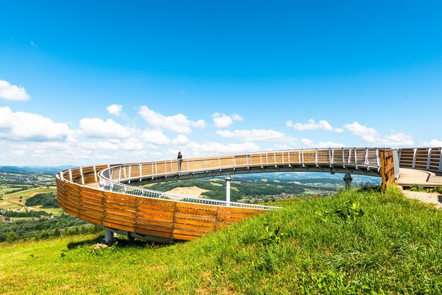 Torre di vedetta a BarcicePoland Poprad Park Landscape e Beskidy Mountains