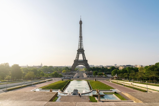 Torre Eiffel vista dalla piazza della fontana del Trocadero