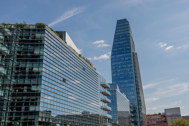 Torre in Piazza Gae Aulenti a Milano