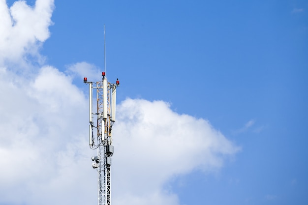 Torretta di telecomunicazione della rete del telefono cellulare