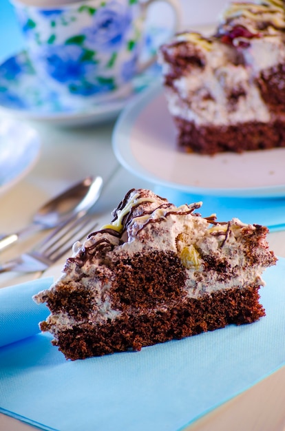 Torta al cioccolato con ciliegie