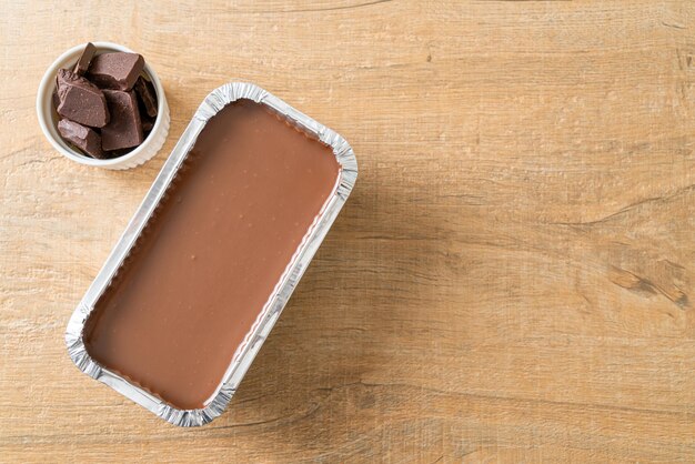 Torta al cioccolato con morbida ganache o torta al cioccolato fondente