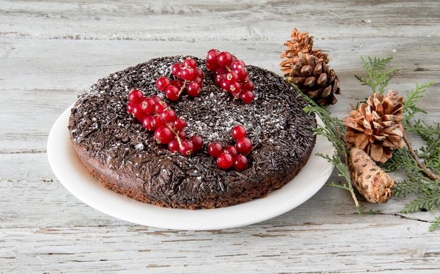 Torta al cioccolato con ribes