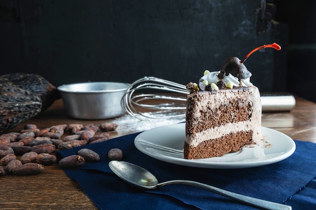 Torta al cioccolato e ingredienti