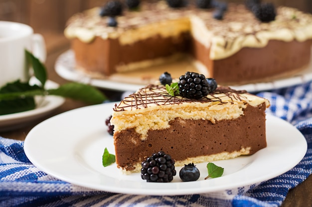 Torta Al Cioccolato "Latte Di Uccello"