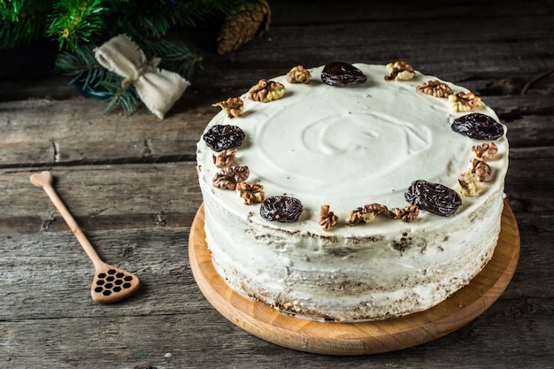 Torta al miele. composizione invernale. Arredamento di Capodanno Arredamento di Natale Torta al miele.