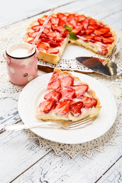 Torta alle fragole fatta in casa