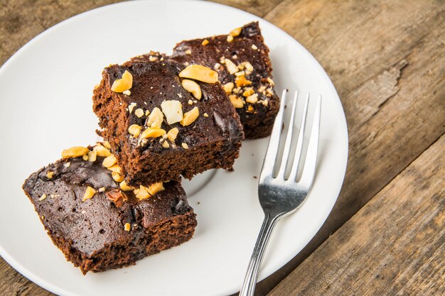 torta brownie al cioccolato decorata