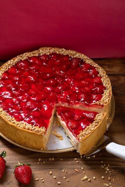 Torta di fragole, fetta rimossa,