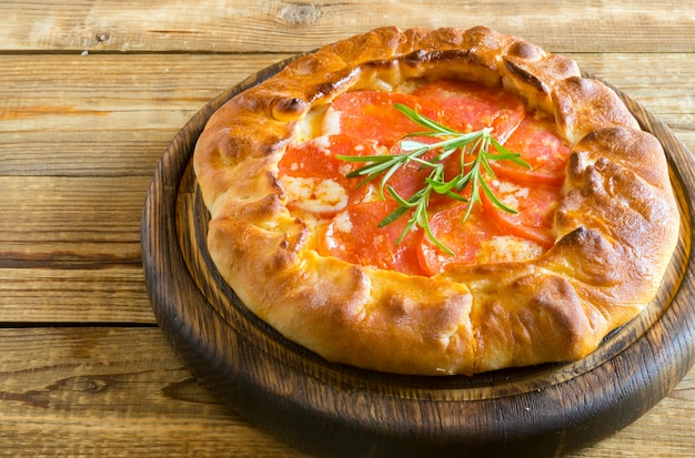 Torta di pomodoro vegetariana fatta in casa