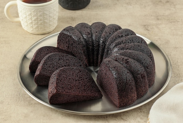 Torta di riso appiccicoso nero Snack indonesiano a base di farina di riso appiccicoso nero, zucchero e uova