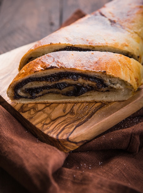 Torta di strudel di semi di papavero