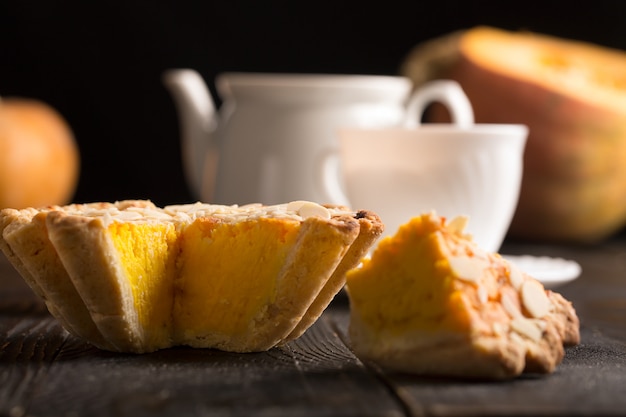 Torta Di Zucca Con Fette Di Mandorle