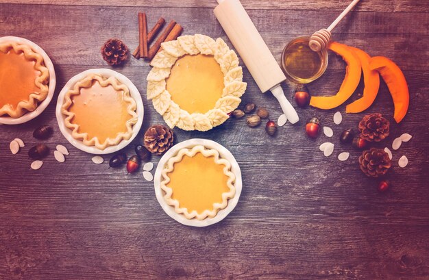 Torta di zucca fatta in casa per la cena del Ringraziamento.