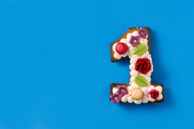 Foto torta numero uno decorata