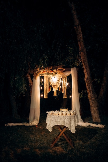 Torta nuziale al matrimonio degli sposi