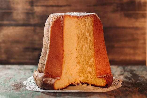 Torta Pandoro italiana