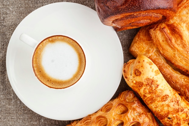 Torte al caffè e appetitose