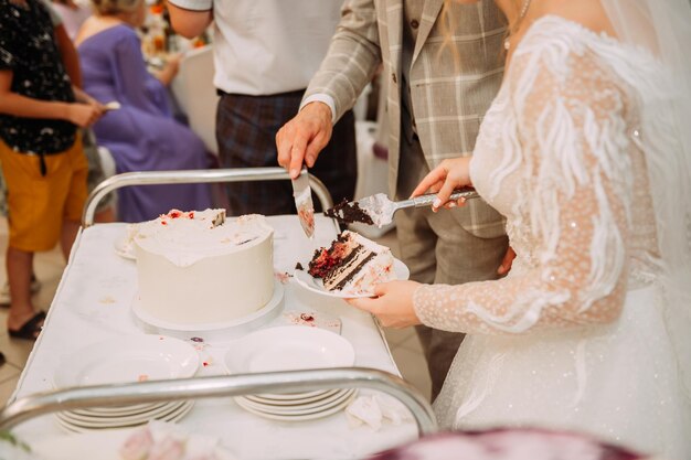 Torte nuziali prima della consegna agli sposi 3894