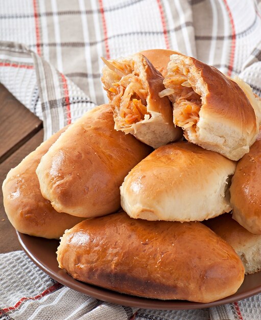 Tortini con cavolo stufato