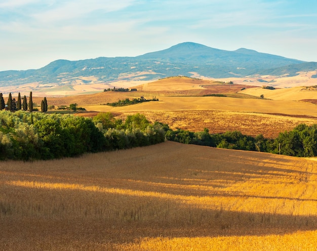 Toscana alba campagna Italia