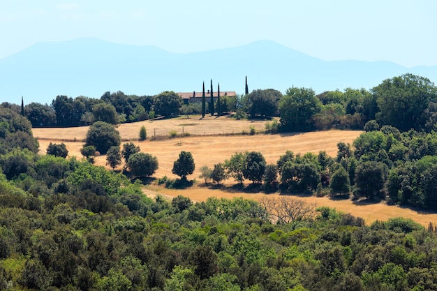 Toscana campagna estiva Italia