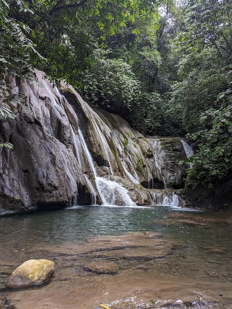 Tour del fiume e delle cascate nelle montagne del Costa Rica Abrojo