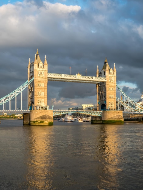 Tower Bridge di Londra