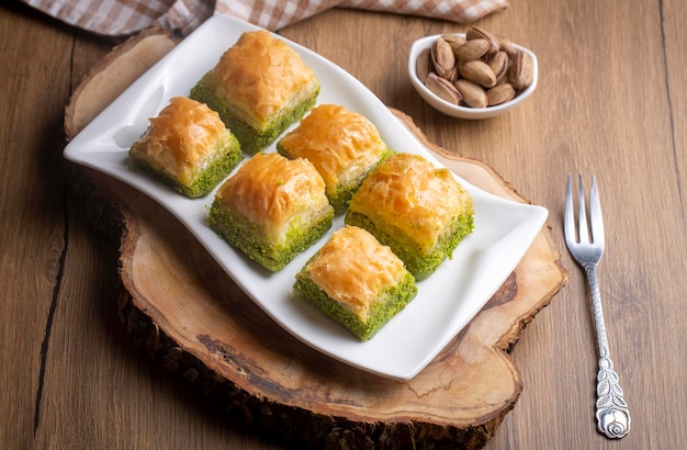 Tradizionale delizioso dessert turco pistacchio baklava nome turco kuru baklava