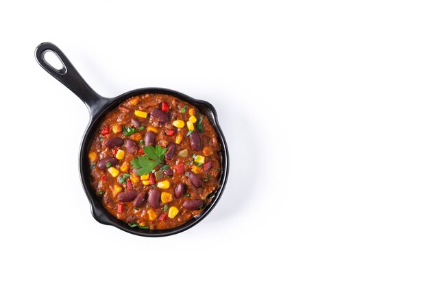 Tradizionale messicano tex mex chili con carne isolato su sfondo bianco