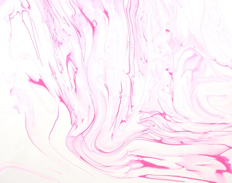 Trama di marmo liquido rosa pastello e bianco. Fondo astratto di colori acrilici fatti a mano.