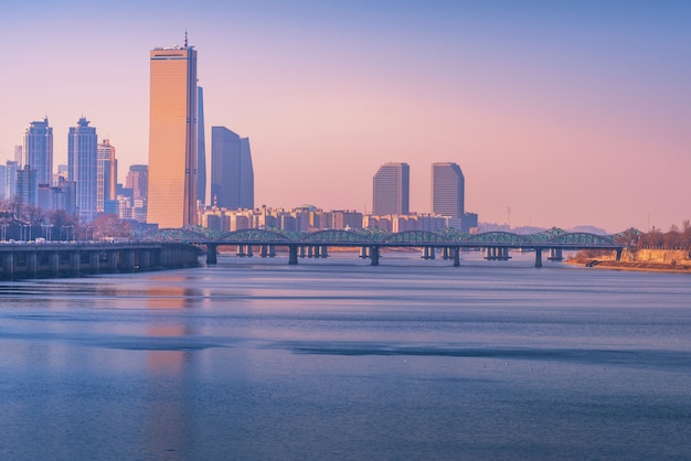 Tramonto a Seoul City e Hanriver a Seoul, Corea del Sud