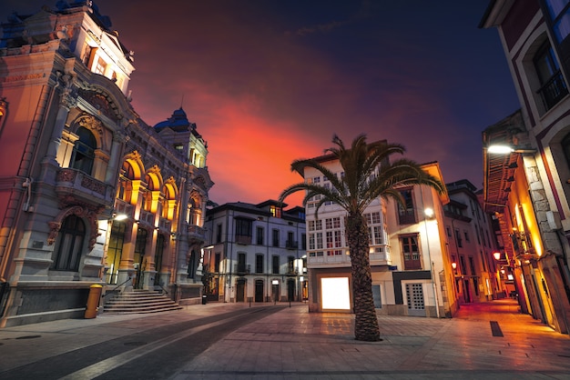 Tramonto del municipio della città di Llanes in Asturie Spagna