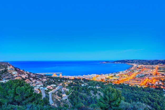 Tramonto dell&#39;orizzonte aereo di Javea Xabia a Alicante