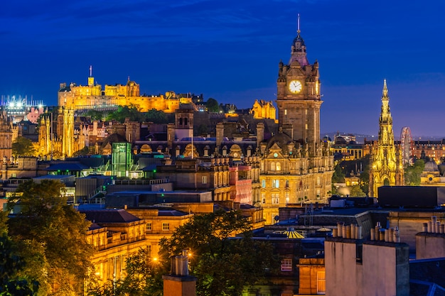 Tramonto di Edimburgo