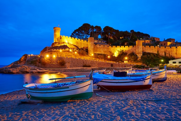 Tramonto di Tossa de Mar in Costa Brava della Catalogna