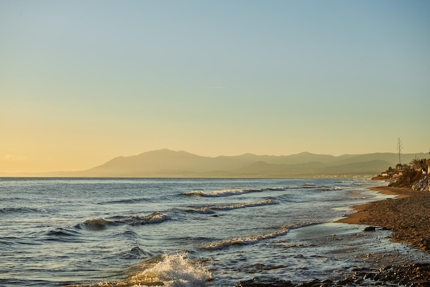 TRAMONTO IN SPIAGGIA A MARBELLA SPAGNA