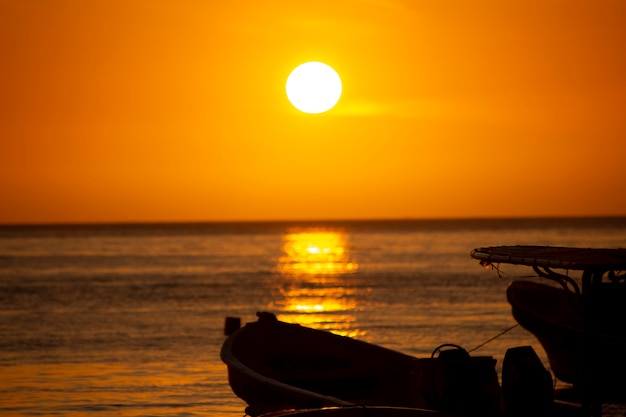 Tramonto in spiaggia