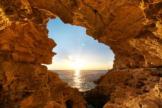 Tramonto nella grotta