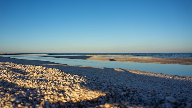 tramonto sul mare