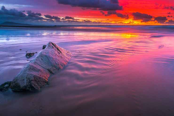 Tramonto sulla spiaggia di Bidart vicino a Biarritz, Paesi Baschi.