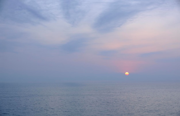 tramonto sulla spiaggia