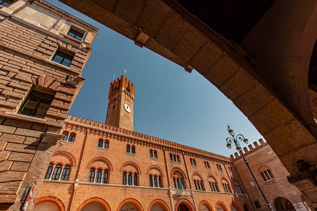 TREVISO, ITALIA 13 AGOSTO 2020: Piazza dei Signori a Treviso in Italia