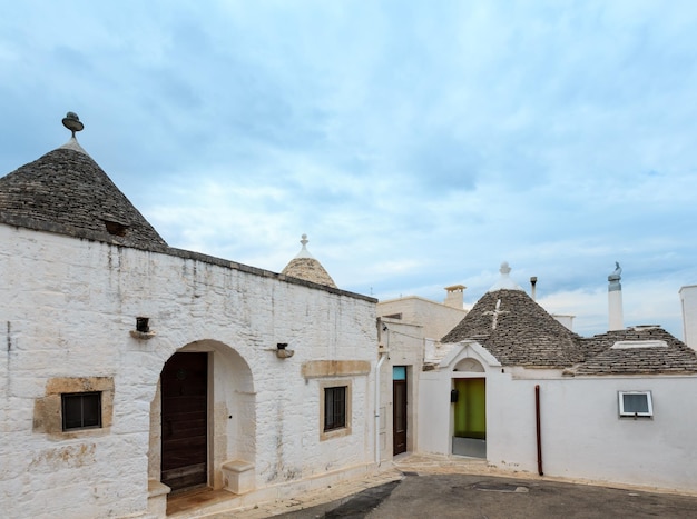 Trulli ad Alberobello Italia