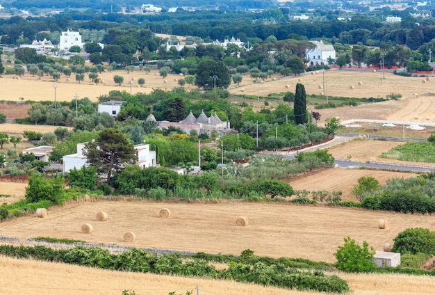 Trulli ad Alberobello Italia