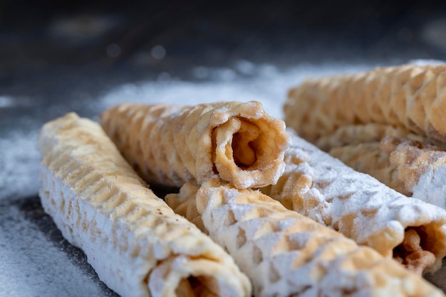 Tubi per cialde fatti di uova di farina di frumento e tubi per cialde dolci di zucchero