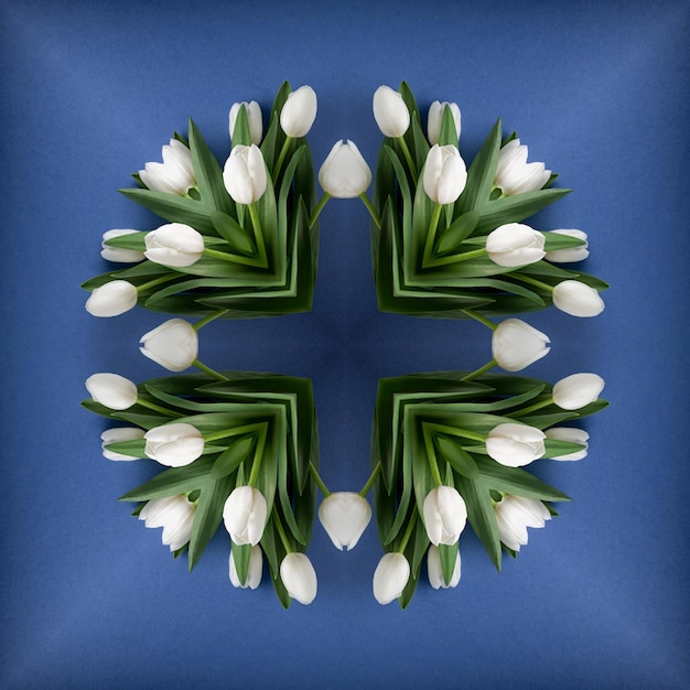 Tulipani bianchi di progettazione grafica del modello senza cuciture di astrazione del caleidoscopio