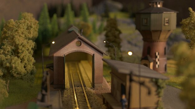 Tunnel ferroviario in miniatura.